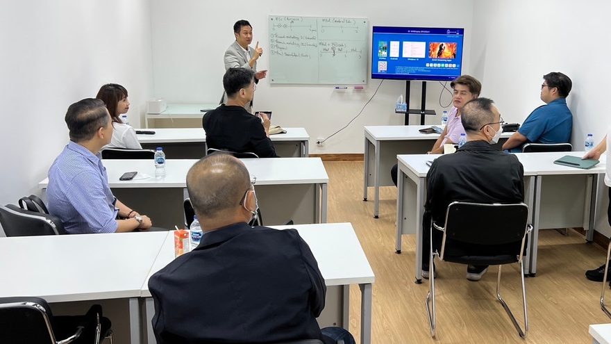 A class in session at ADVEX